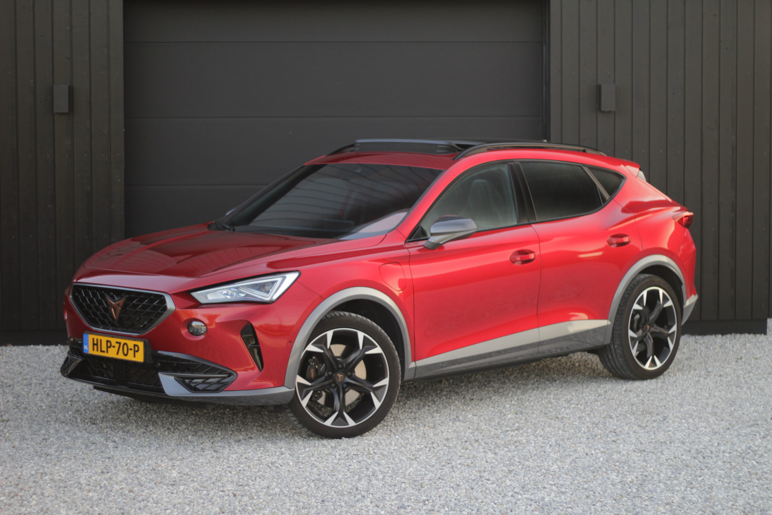 Cupra Formentor 1.4 E-hybrid 245pk DSG Pano 2022 Rood Uniek!