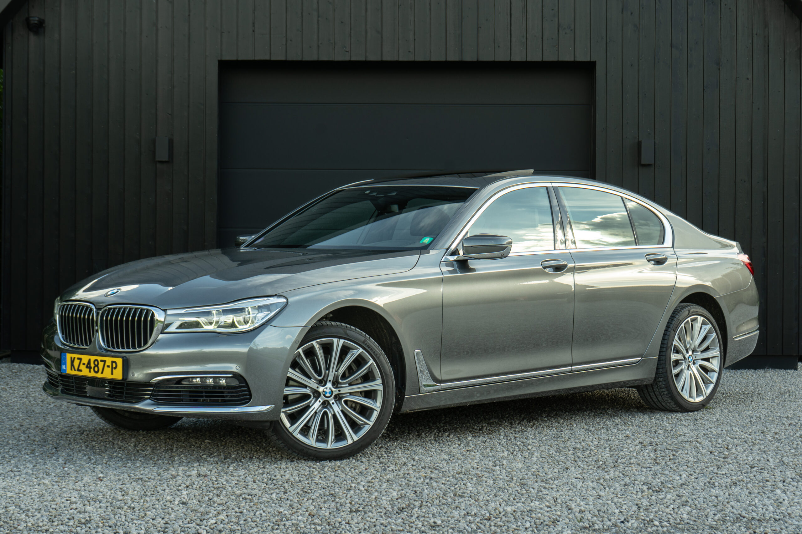 BMW 7-Serie 750i 450pk Xdrive aut 2017 H&K ACC Dakje Bomvol!