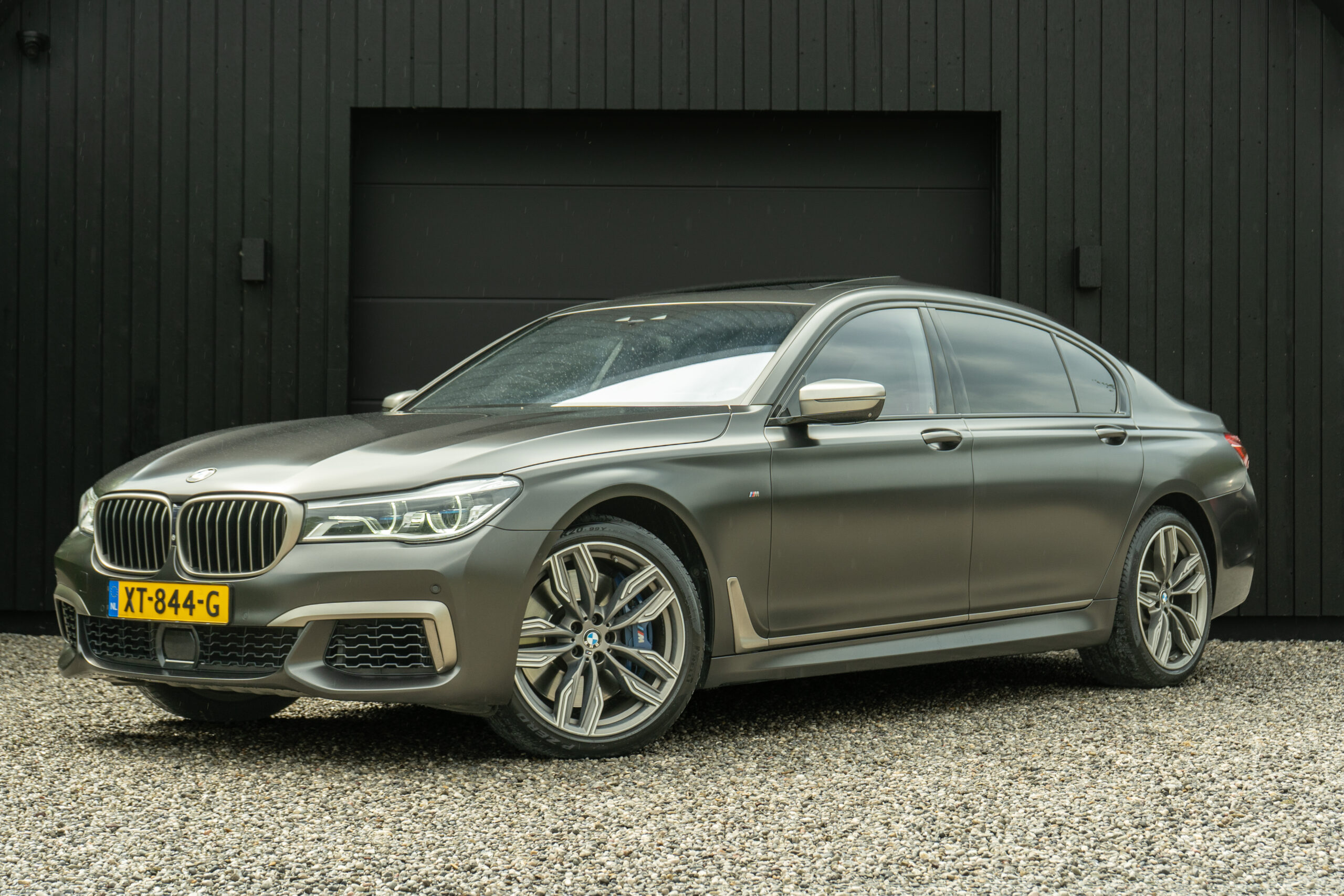 BMW 7-Serie M760Li 609pk V12 2018 Laser Pano 360 B&W HUD